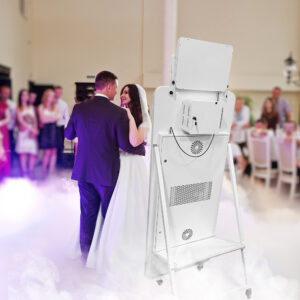70'' Photo Master Mirror: Supreme Selfie Magic for Unforgettable Weddings, Elegant Dinners & Joyous Birthdays B00